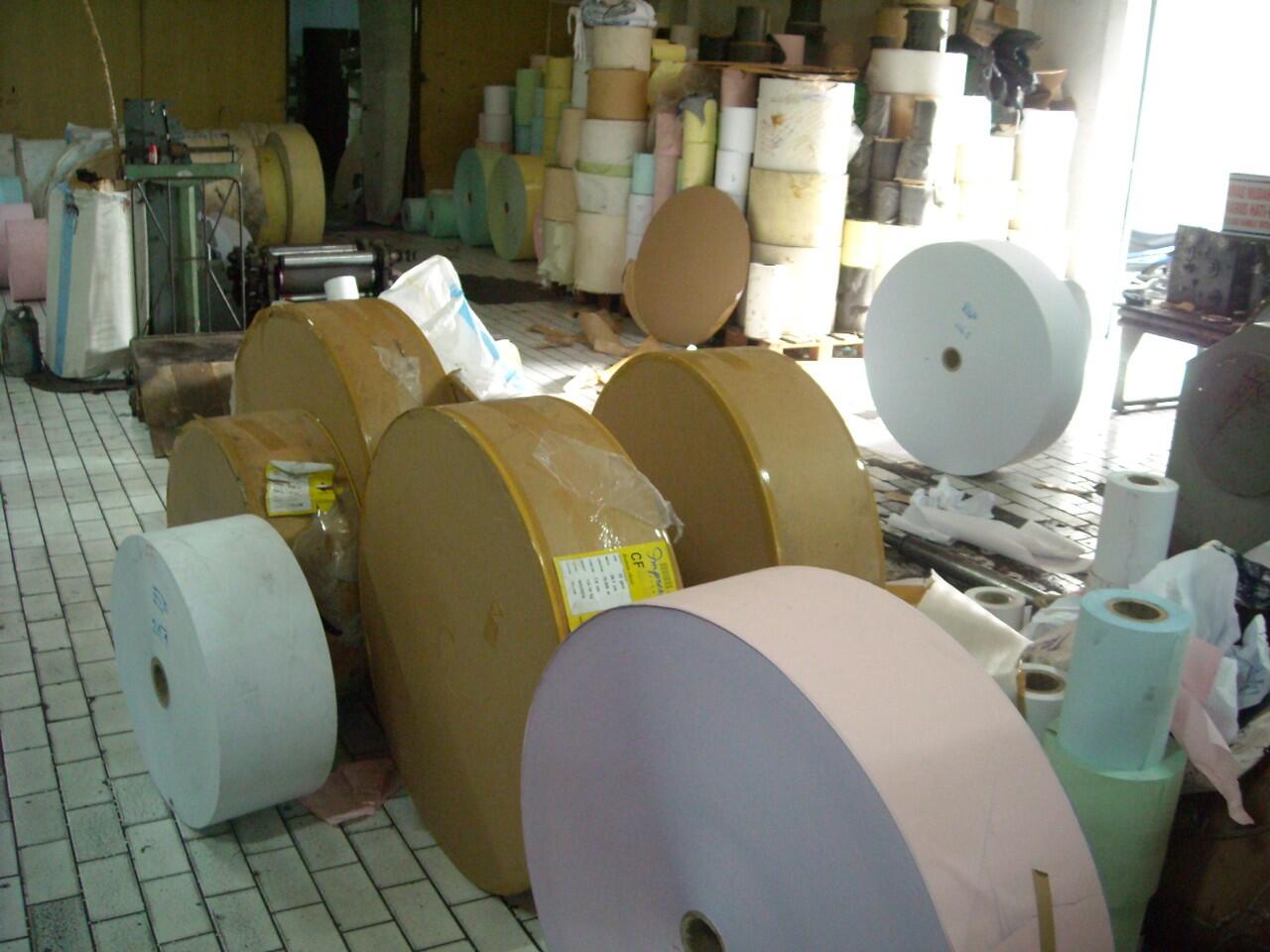 CONTINUOUS FORM KERTAS KOMPUTER CETAKAN