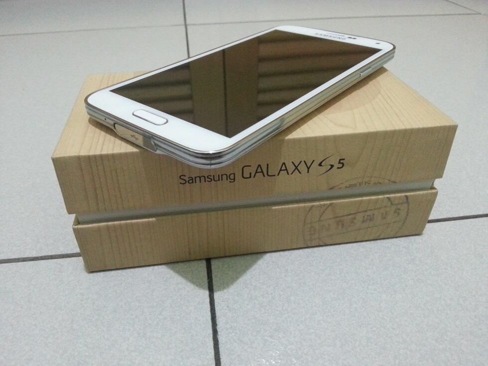 Smasung Galaxy S5 White