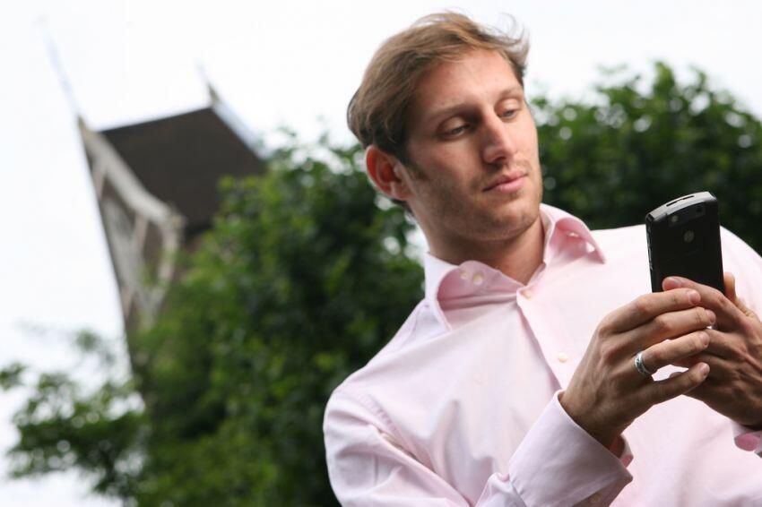 From A Guy’s Perspective: Cara Berkelas Untuk Memenangkan Hati Seorang Cowok