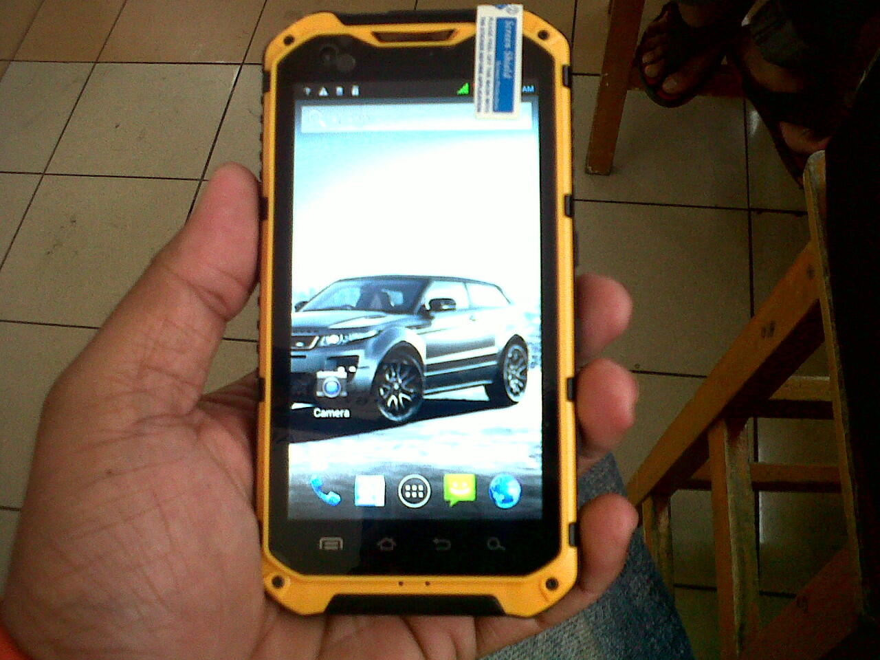 smart phone canggih- Sonim landrover A9