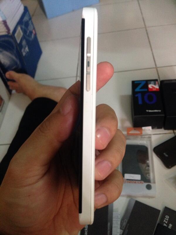 Jual bb z10 putih / white fullset murah BU