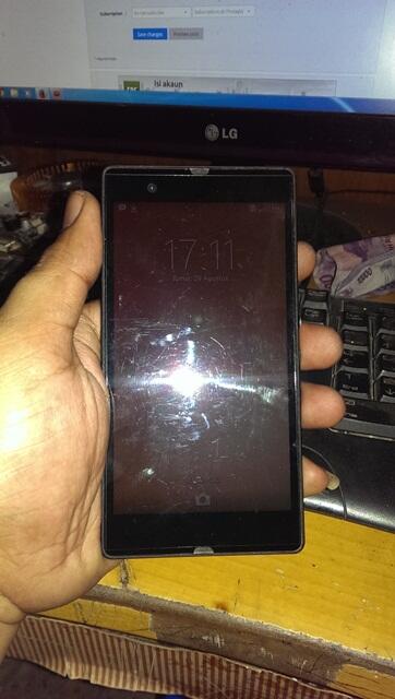 Sony Xperia Z C6603 Versi 4g ada minus jual murah
