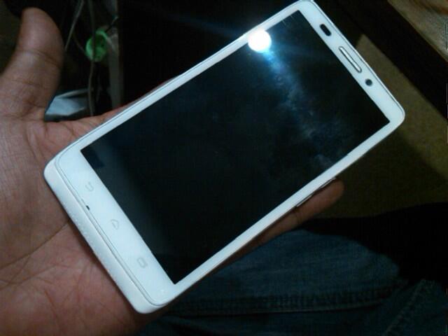 Motorola Droid Ultra White Elegan... Malang