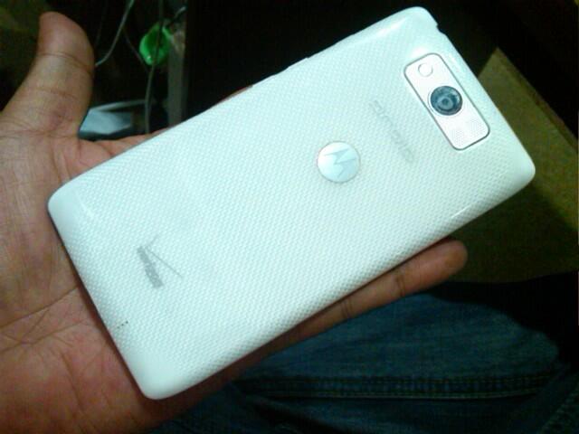 Motorola Droid Ultra White Elegan... Malang