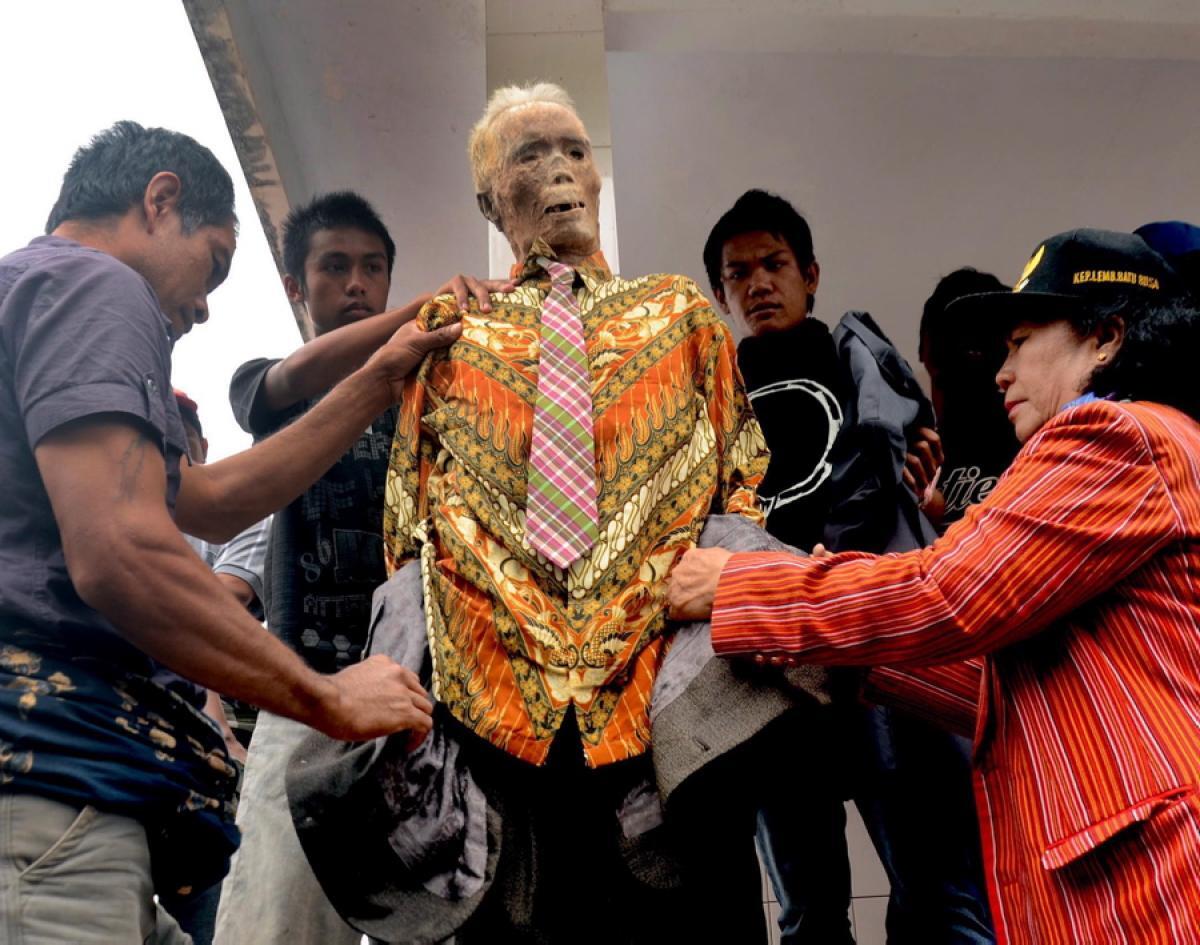 Ma’nene, Ritual Pembersihan Mumi di Toraja