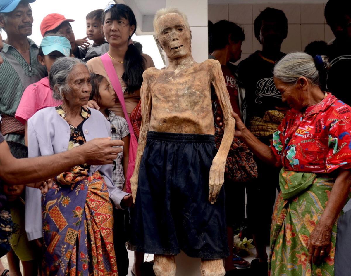 Ma’nene, Ritual Pembersihan Mumi di Toraja