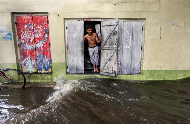 JAKARTA SALAH SATUNYA, 10 Kota di Dunia yang Rentan dihantam Bencana (Besar)