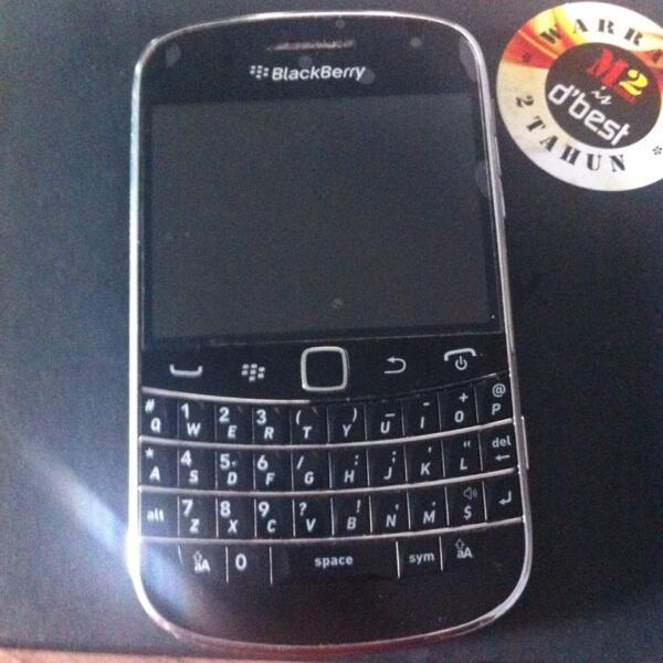 Jual Blackberry Montana 9930 Hitam Mulus