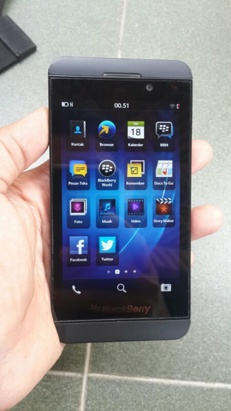BLACKBERRY Z10 BLACK TAM