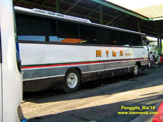 Bus-bus (yang pernah dan masih) menguasai aspal jawa timur