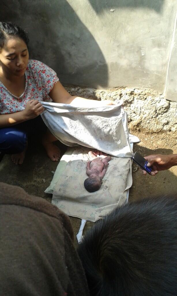 Tegannya seorang ibu kepada anaknya +pict