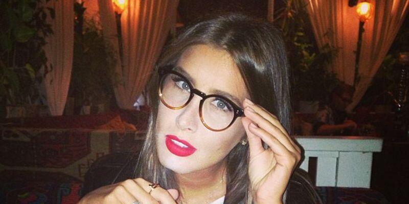  == &#91; Lebih Bening dari Sabina &#93; ARTIS CANTIK INI DIJULUKI ANAK PENJAHAT ==
