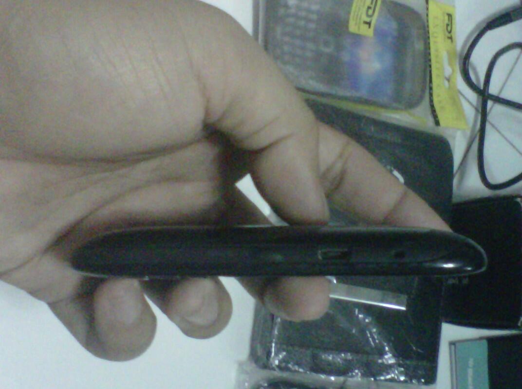 Blackberry 9220 DAVIS garansi TAM (ada banyak BONUS dan PIN bagus) Surabaya SBY