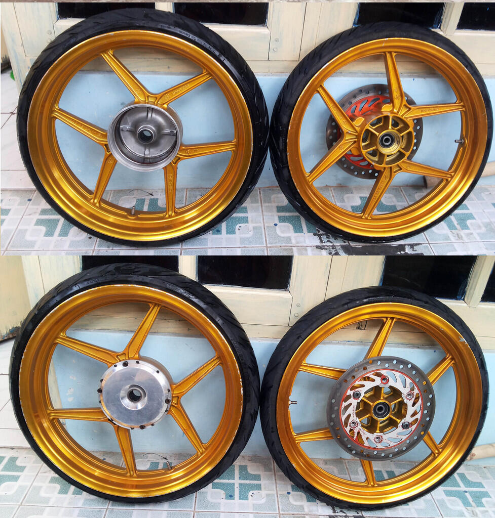 Terjual WTS Velg Racing 17 Tapak Lebar Vario 125 