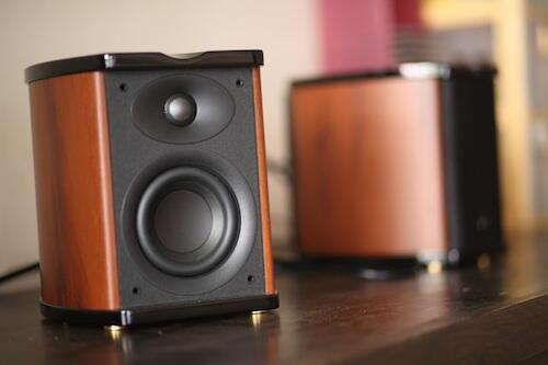 Unboxing and review The Luxury Speaker Active HiVI swans m100mkII 