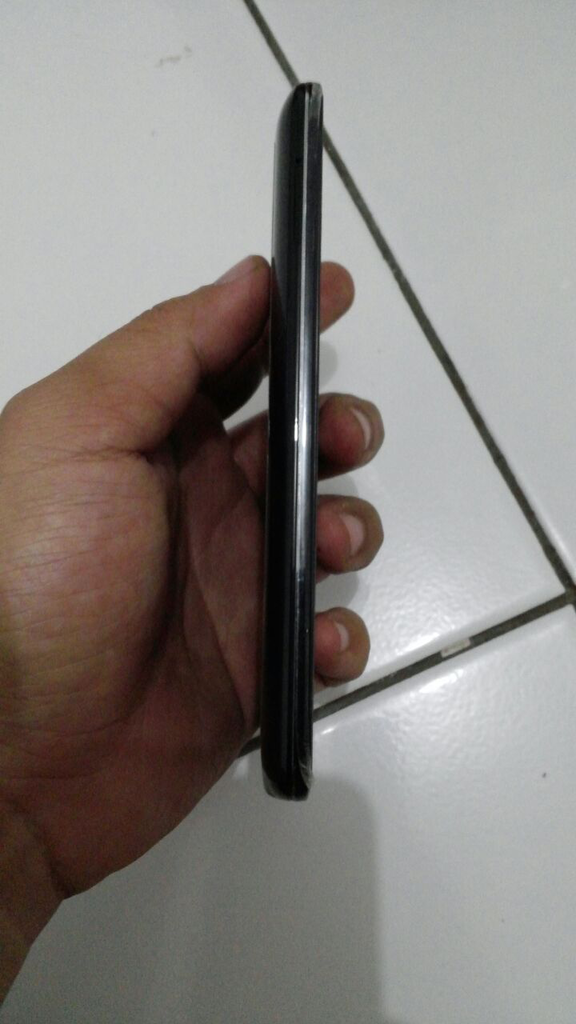 WTS LG G2 32gb garansi erafone feb 15