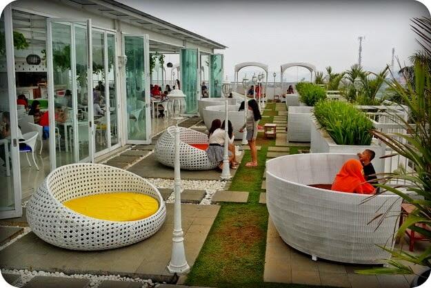 Nicole’s Kitchen and Lounge, spot unik untuk berfoto di Puncak