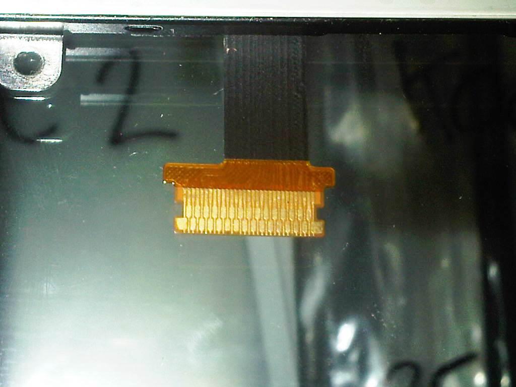 LCD Blackberry DAKOTA (9900) Kode 001 Warna Putih