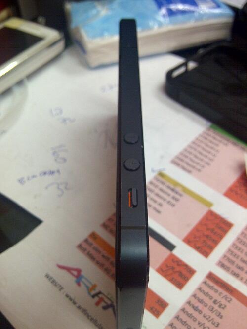 second iphone 5 16Gb grs resmi tam ms 10bln