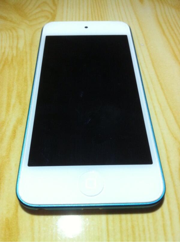 WTS iPod Touch 5th Gen 32GB Blue!