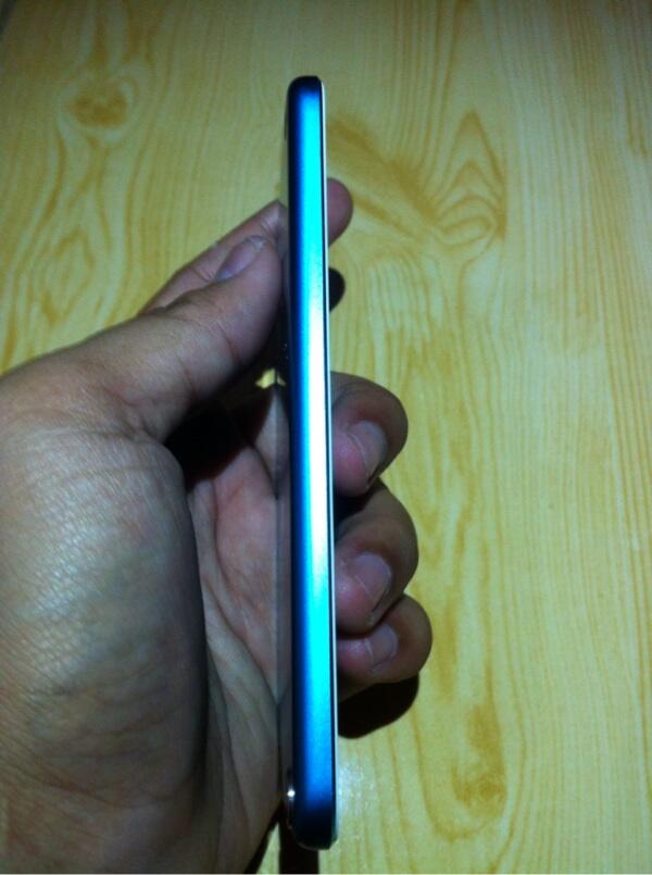 WTS iPod Touch 5th Gen 32GB Blue!