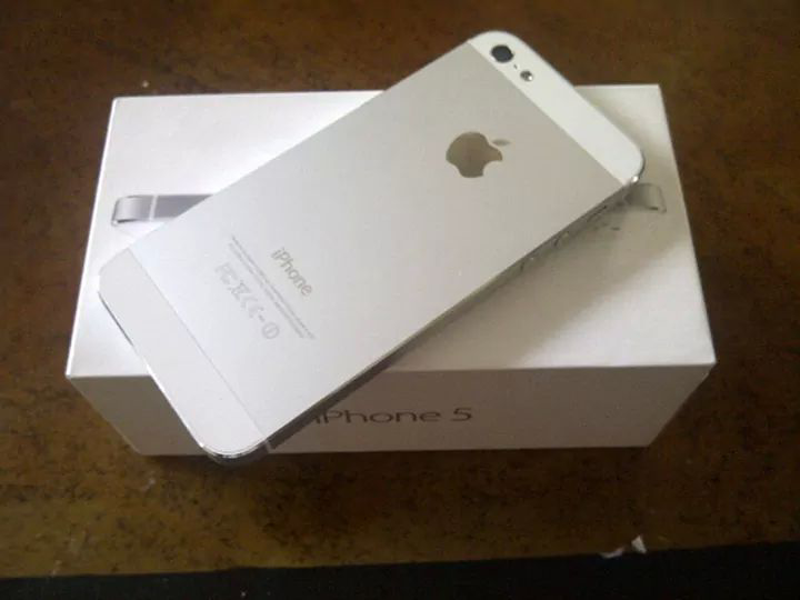 iPhone 5 16gb White 11bln