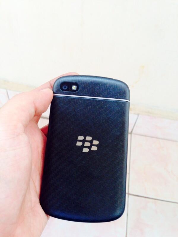 Blackberry Q10 hitam garansi TAM