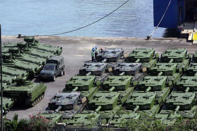 Tank Leopard dan Marder Tiba di Indonesia
