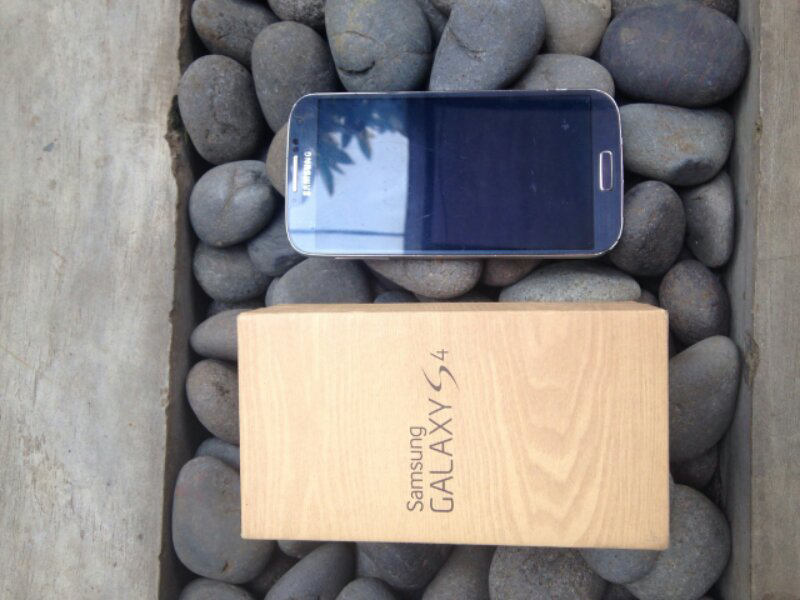 Samsung S4 i9500 black 2nd COD BANDUNG