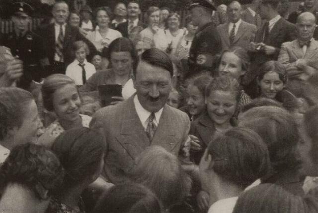 foto foto ADOLF HITLER yang JARANG di publikasikan MEDIA di DUNIA