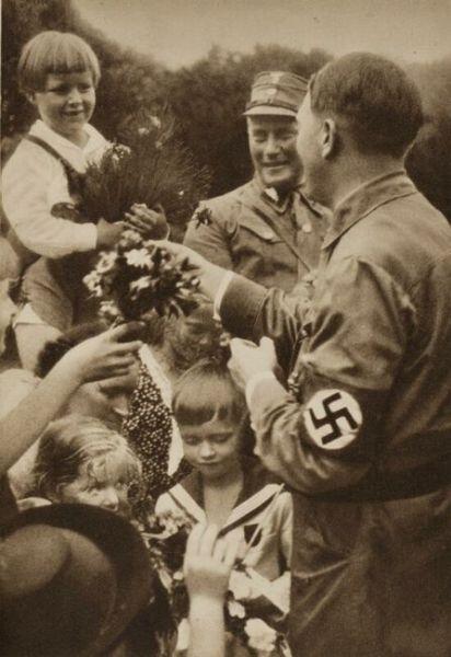 foto foto ADOLF HITLER yang JARANG di publikasikan MEDIA di DUNIA