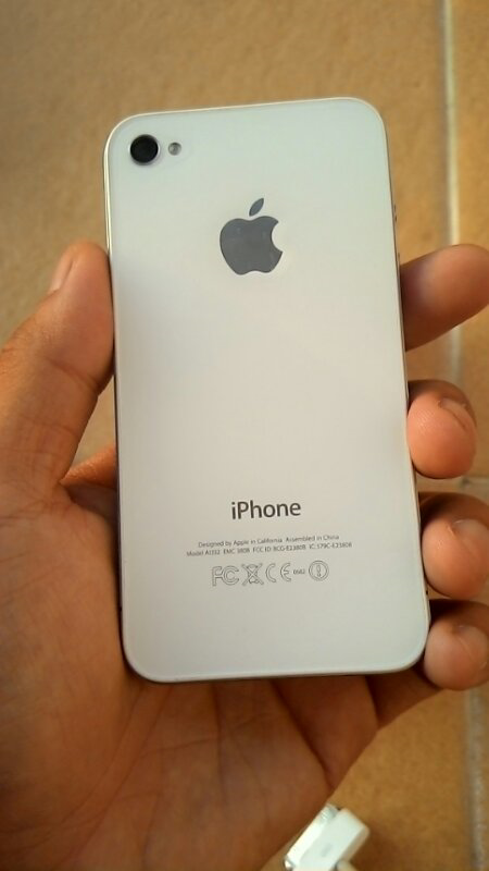 SALE IPHONE 4 8GB BUTUH UANG SEMARANG