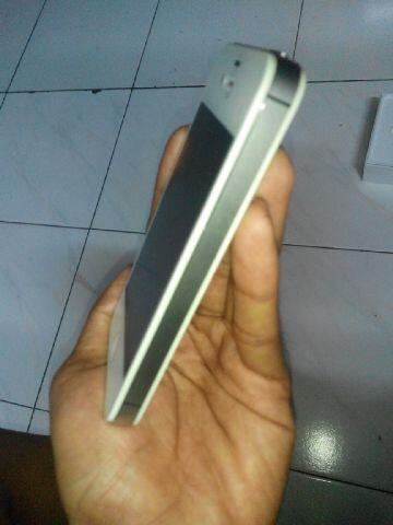 iphone 4 white 8GB CDMA full ori