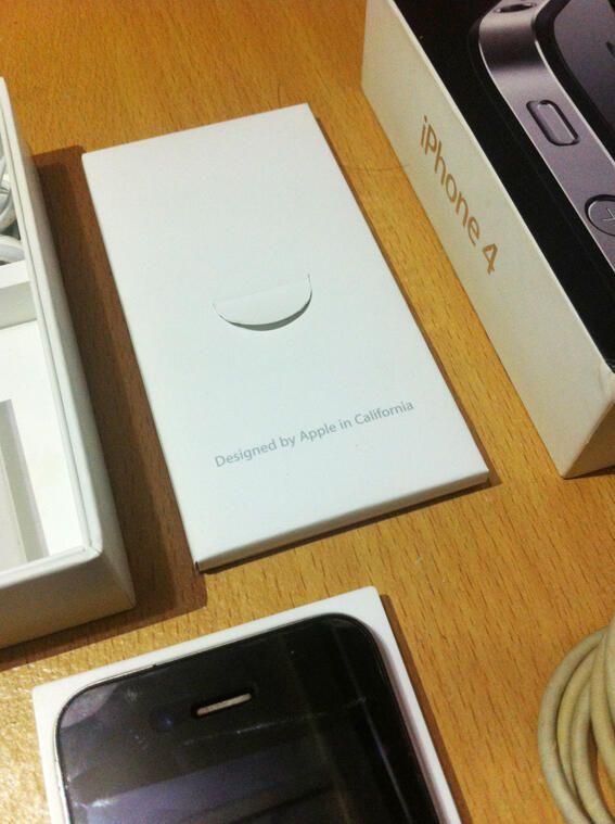 JUAL CEPET IPHONE 4 16GB FU BLACK SECOND FULLSET CONDITION 95% TURUN HARGAAAA!!!