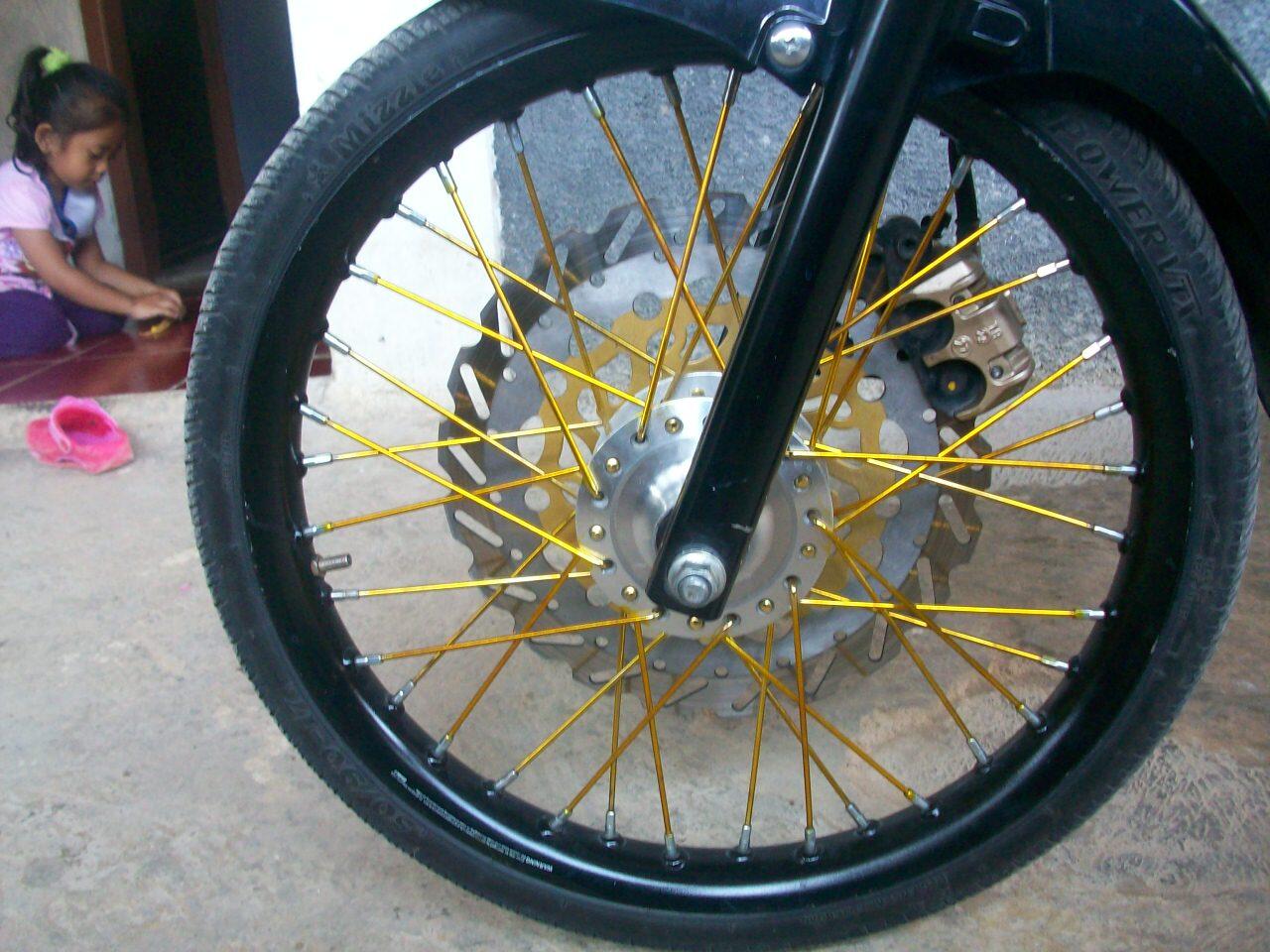 Cari Dijual Velg Jari Jari Satria Fu Merk COMET Warna Hitam