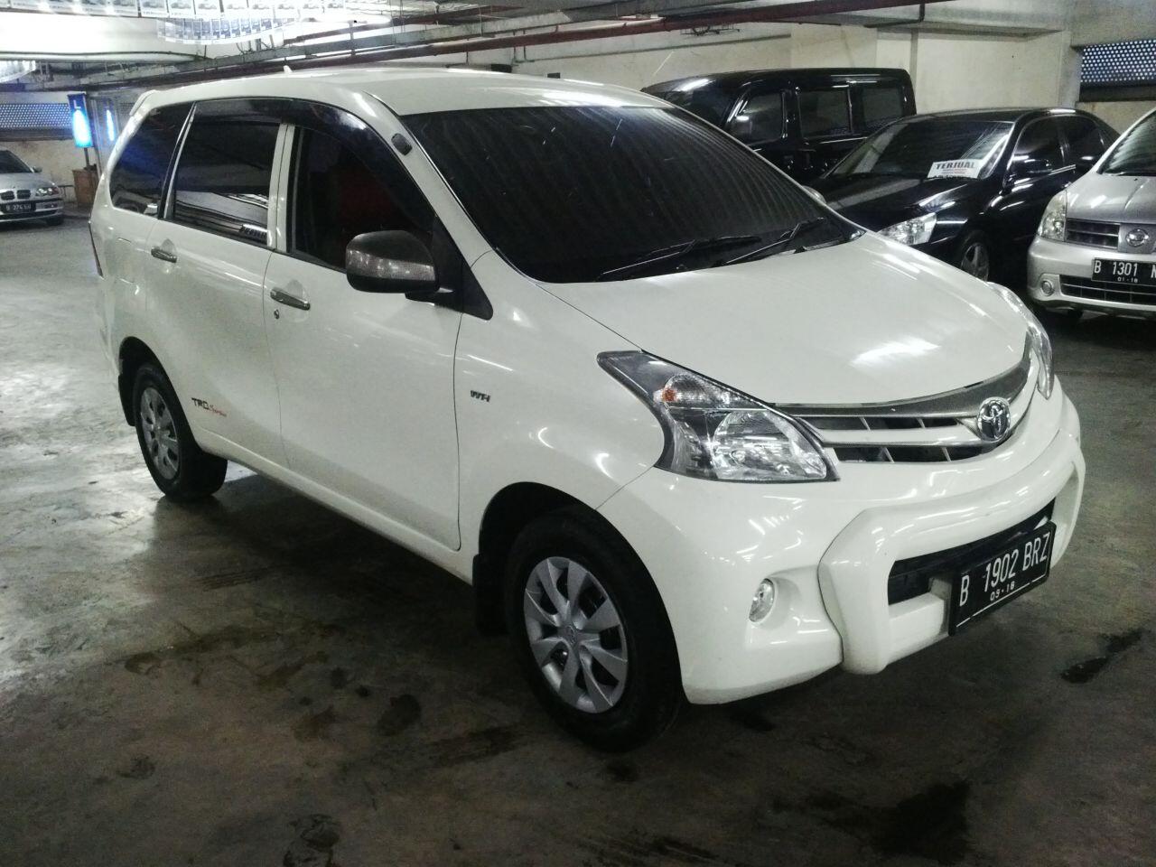 Terjual Toyota Avanza E Manual 2013 Putih Met Double Airbag