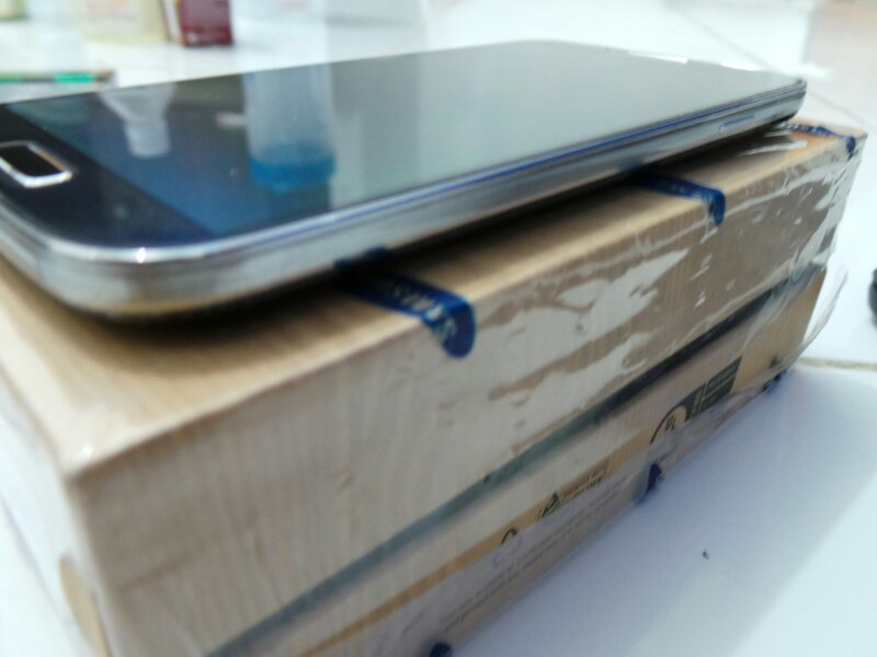 Samsung S4 black mulus 99.9% masih garansi SEIN istimewa Bandung