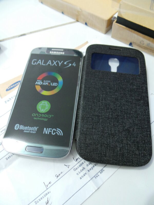 Samsung S4 black mulus 99.9% masih garansi SEIN istimewa Bandung