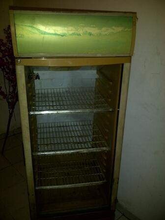 **showcase GEA 3 rak**