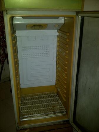 **showcase GEA 3 rak**