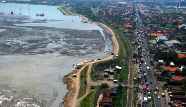Tanggul Lumpur Lapindo Siaga Satu