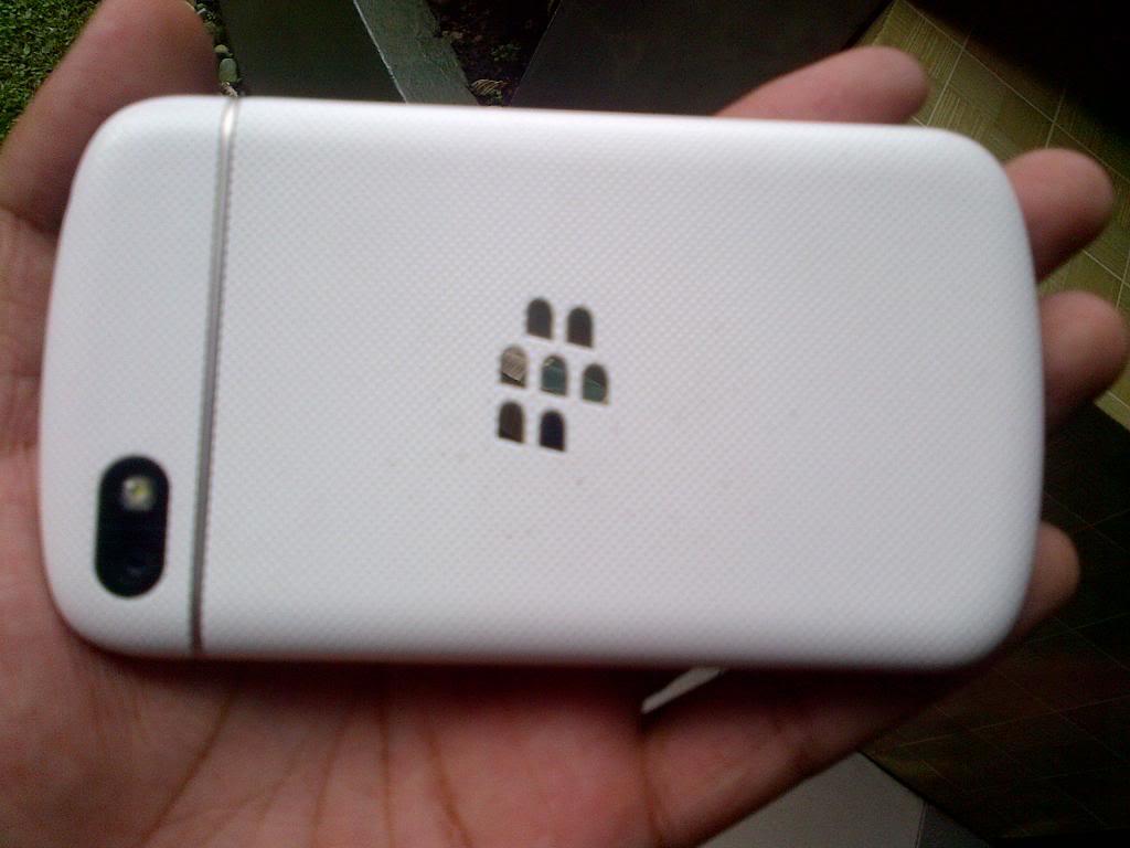 White Blackberry Q10 CTN 1thn Fulset Davis 9220 Berrindo Tcell Fulset Nego Bandung