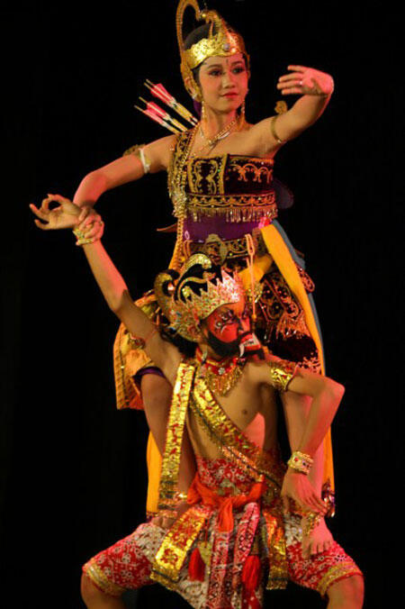 Indahnya pertunjukan Wayang Orang