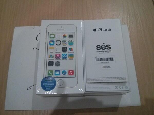 JUAL SAMSUNG GALAXY S4,S5 APPLEBLACKBERRY SONY IPHONE 5S,5,4