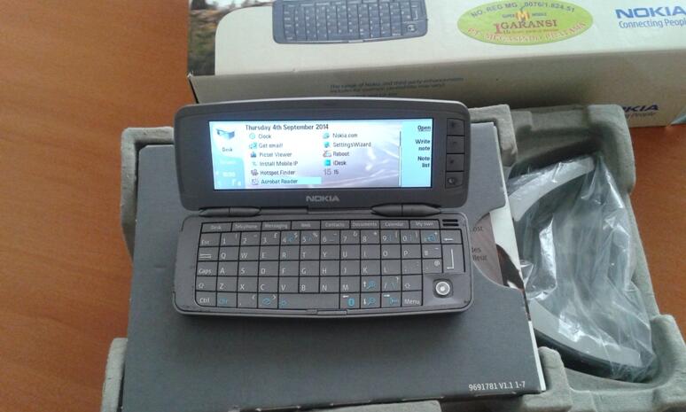 Nokia 9300i Fullset