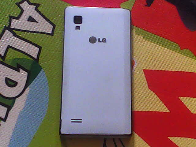 LG L9 P765 White ,Ram 1gb