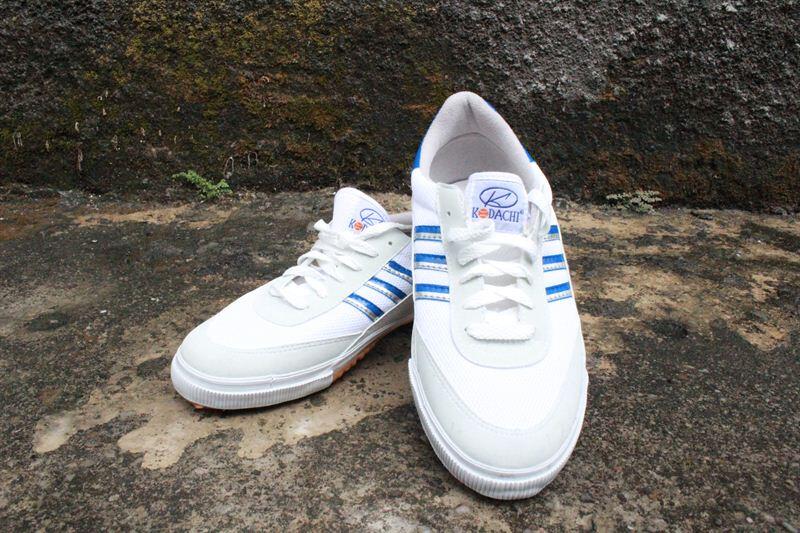 Terjual Sepatu  Kodachi  Tipe 8111 dan 8116 Untuk Parkour 