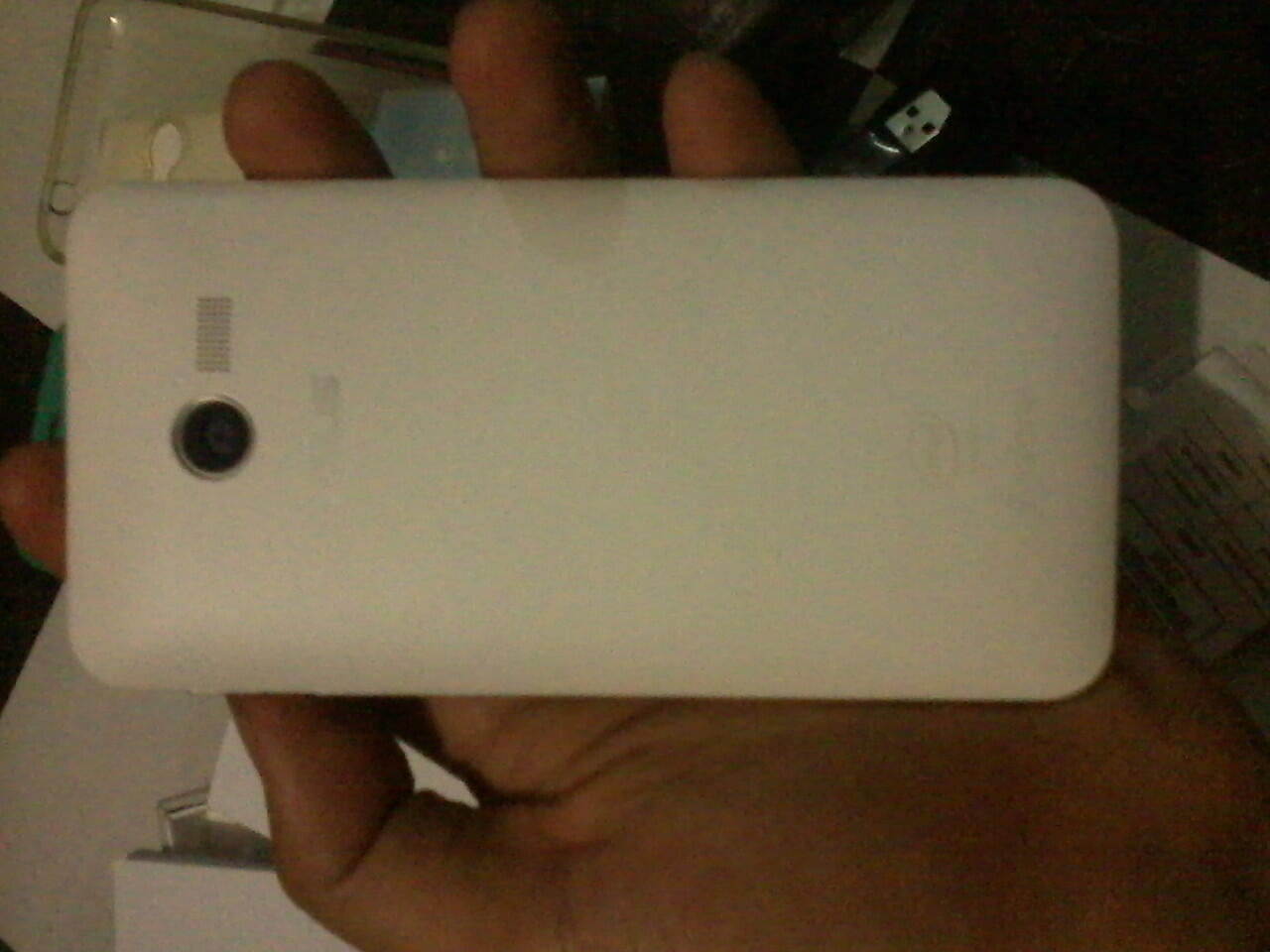 Asus Zenfone 4 Mulus Fullset Seperti Baru