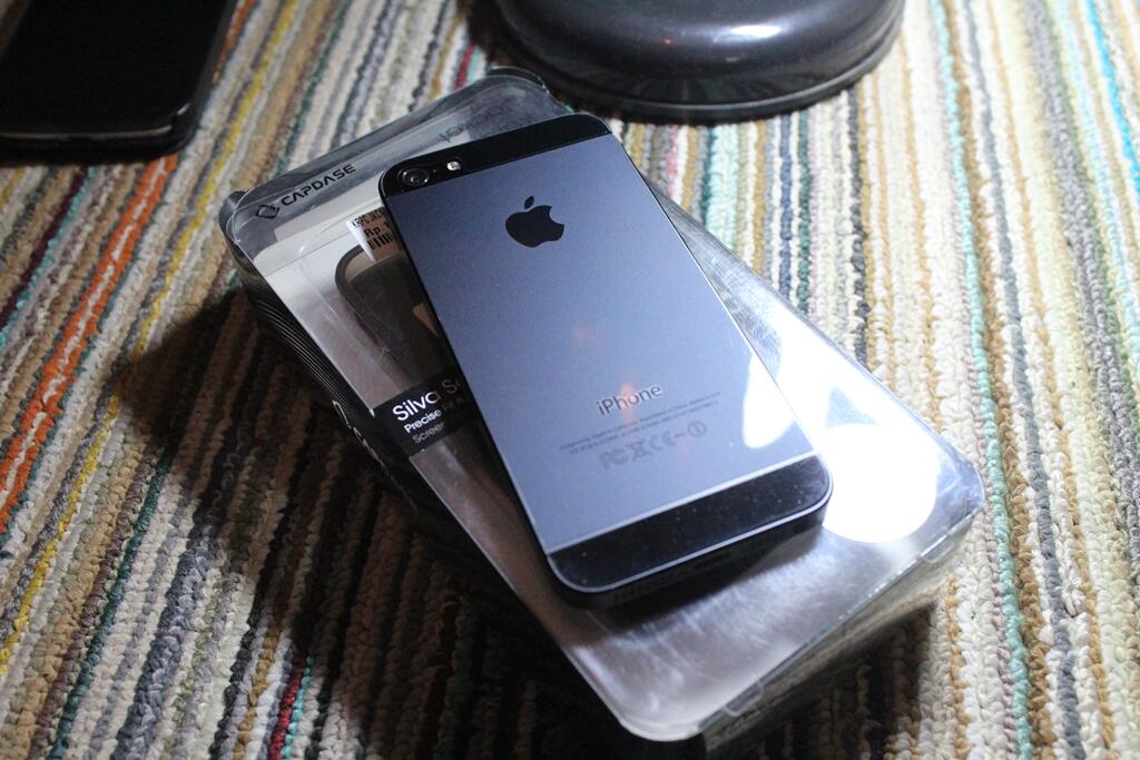 Iphone 5 FU 16gb black fullset (Bandung)
