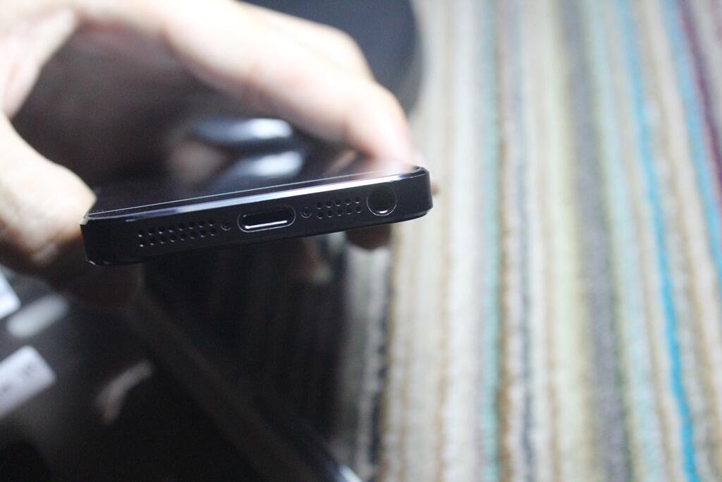 Iphone 5 FU 16gb black fullset (Bandung)